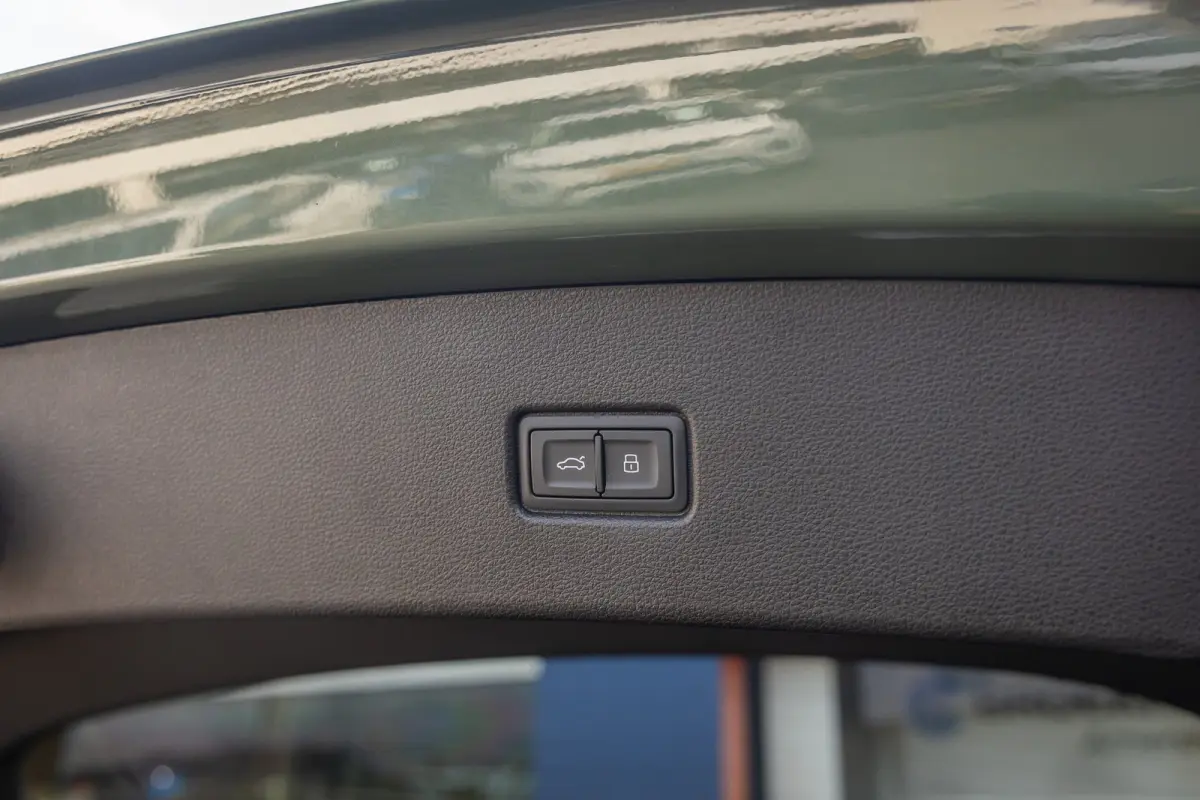 55 TFSI e S edition | Pano | Massage | Leder | Luchtvering | 360 camera | B&O o | 20'' | Cruise adaptief | Apple Carplay/Android Auto | Stoel+stuur verwarming | Apple Carplay/Android Auto|te