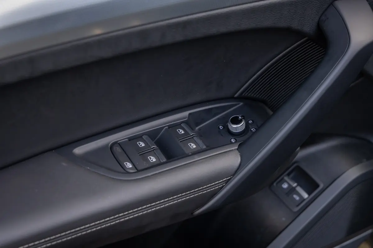 55 TFSI e S edition | Pano | Massage | Leder | Luchtvering | 360 camera | B&O o | 20'' | Cruise adaptief | Apple Carplay/Android Auto | Stoel+stuur verwarming | Apple Carplay/Android Auto|te