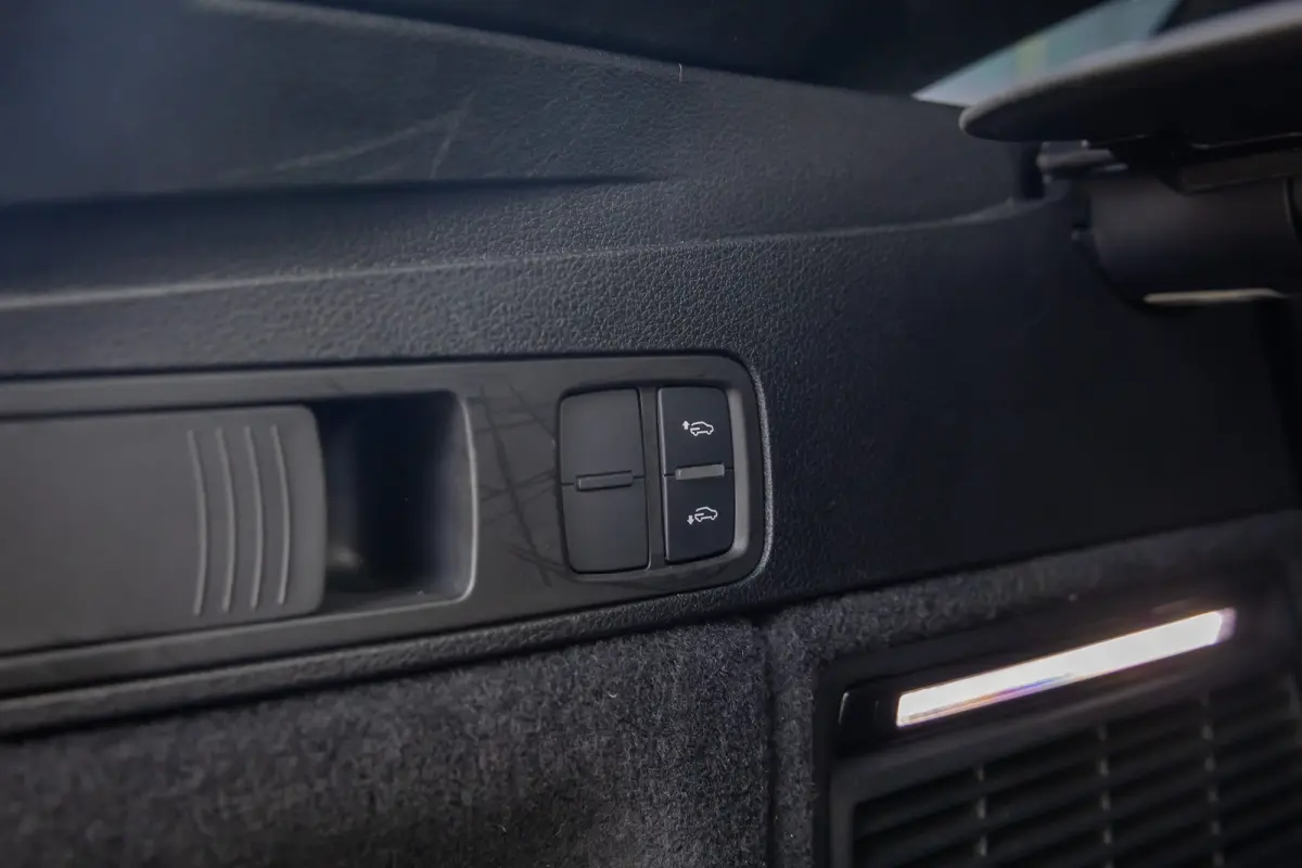 55 TFSI e S edition | Pano | Massage | Leder | Luchtvering | 360 camera | B&O o | 20'' | Cruise adaptief | Apple Carplay/Android Auto | Stoel+stuur verwarming | Apple Carplay/Android Auto|te