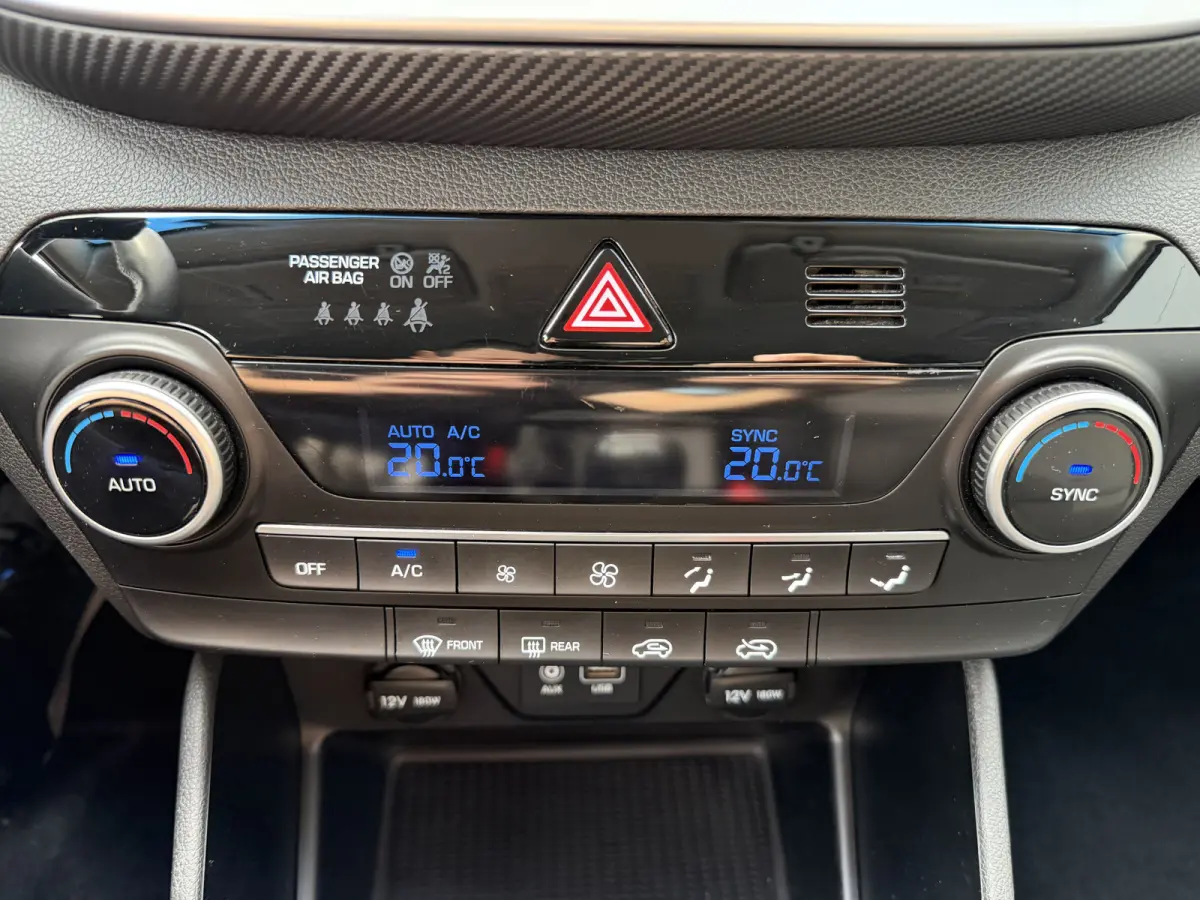 1.6 GDI Comfort (Trekhaak - Camera - Automatische Airco - Navigatie via APP - 17"incl 4S)