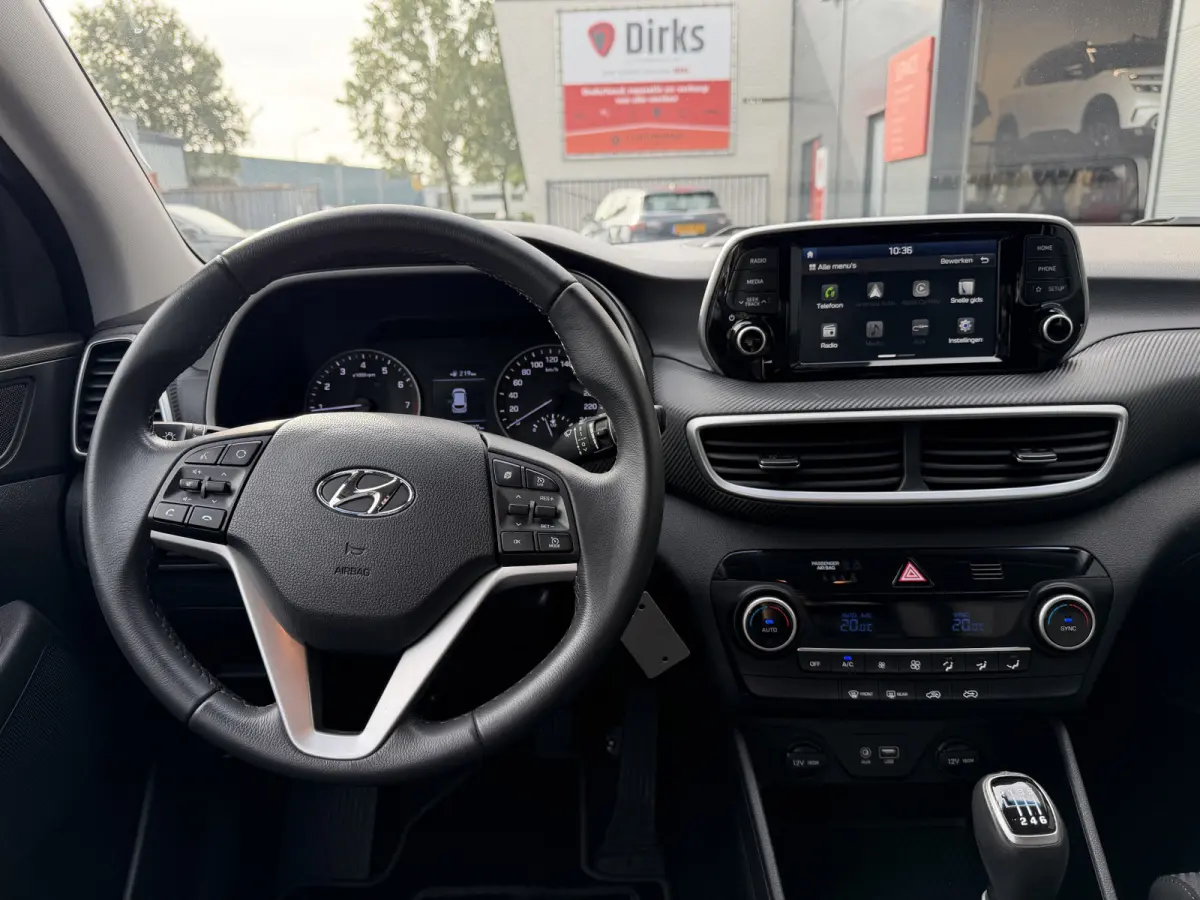 1.6 GDI Comfort (Trekhaak - Camera - Automatische Airco - Navigatie via APP - 17"incl 4S)