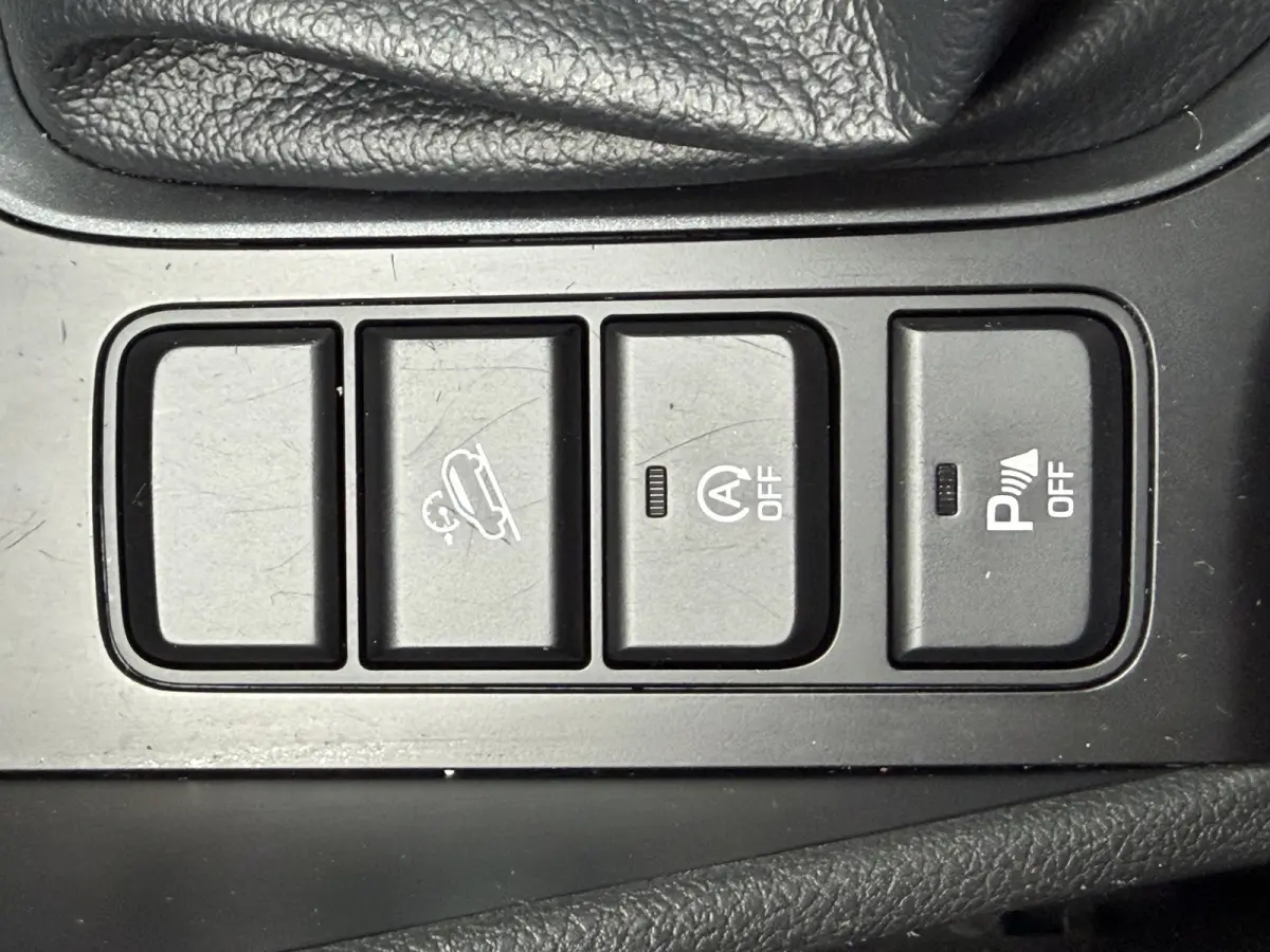 1.6 GDI Comfort (Trekhaak - Camera - Automatische Airco - Navigatie via APP - 17"incl 4S)