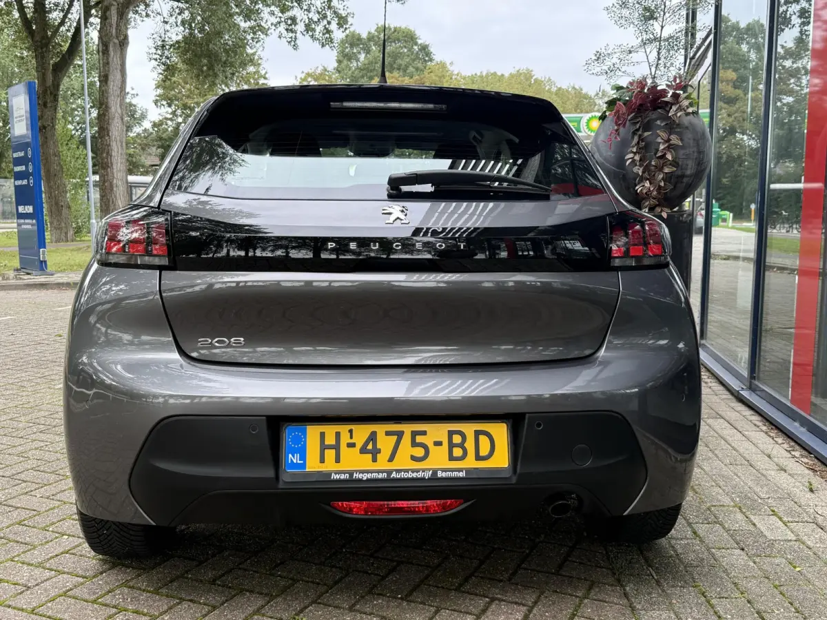 1.2 PureTech Blue Lease Active | Navigatie | Airconditioning | Apple CarPlay/Android Auto