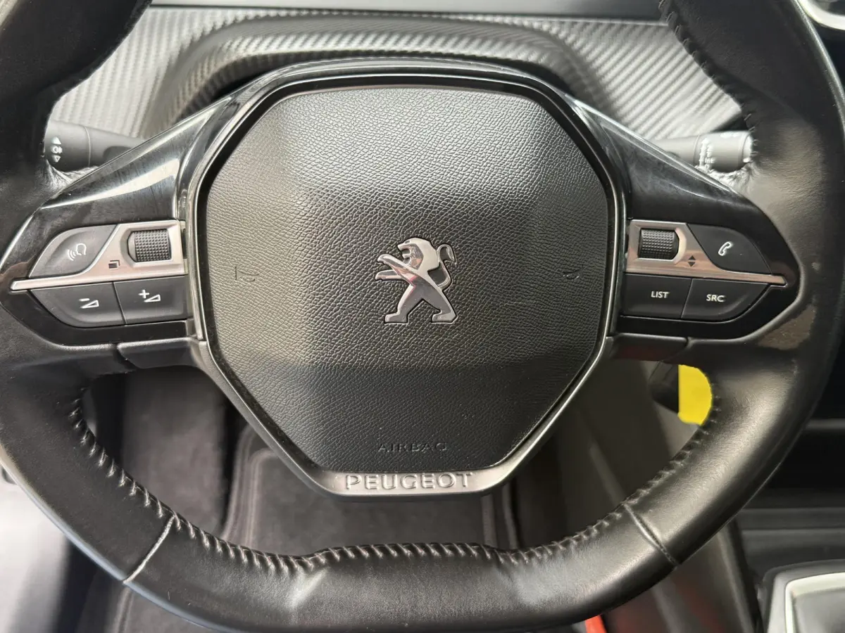 1.2 PureTech Blue Lease Active | Navigatie | Airconditioning | Apple CarPlay/Android Auto
