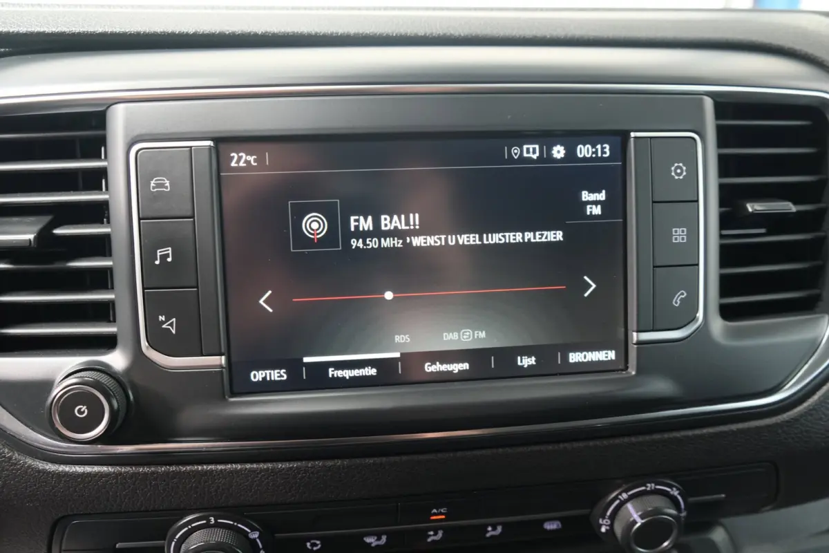 2.0 CDTI L3H1 3p Edition - N.A.P. Airco, Imperiaal, Kasten inrichting, Camera, Carplay, Navi, Trekhaak.