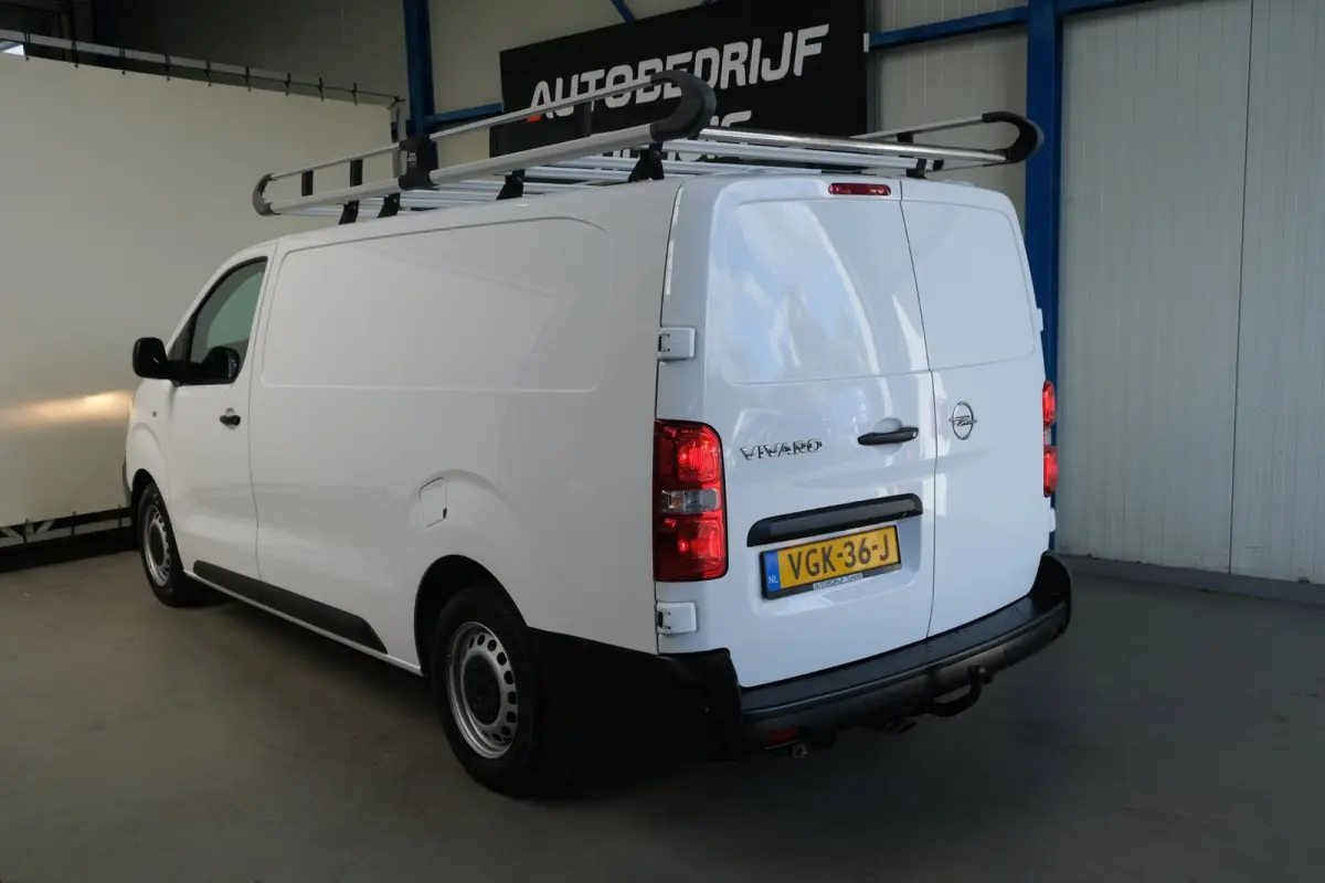 2.0 CDTI L3H1 3p Edition - N.A.P. Airco, Imperiaal, Kasten inrichting, Camera, Carplay, Navi, Trekhaak.