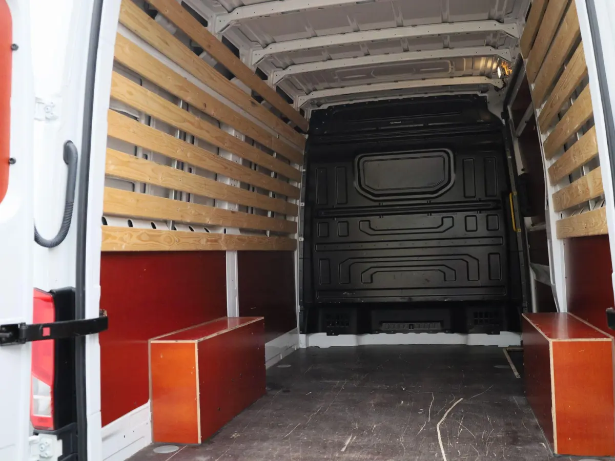 2.0 TDI L3H3 Highline 140PK | Automaat | Trekhaak | Navigatie | Cruise Control | Multifunctioneel Stuurwiel | Apple/Android Carplay | DAB+ | Parkeersensoren Voor + Achter | Achteruitrijcamer