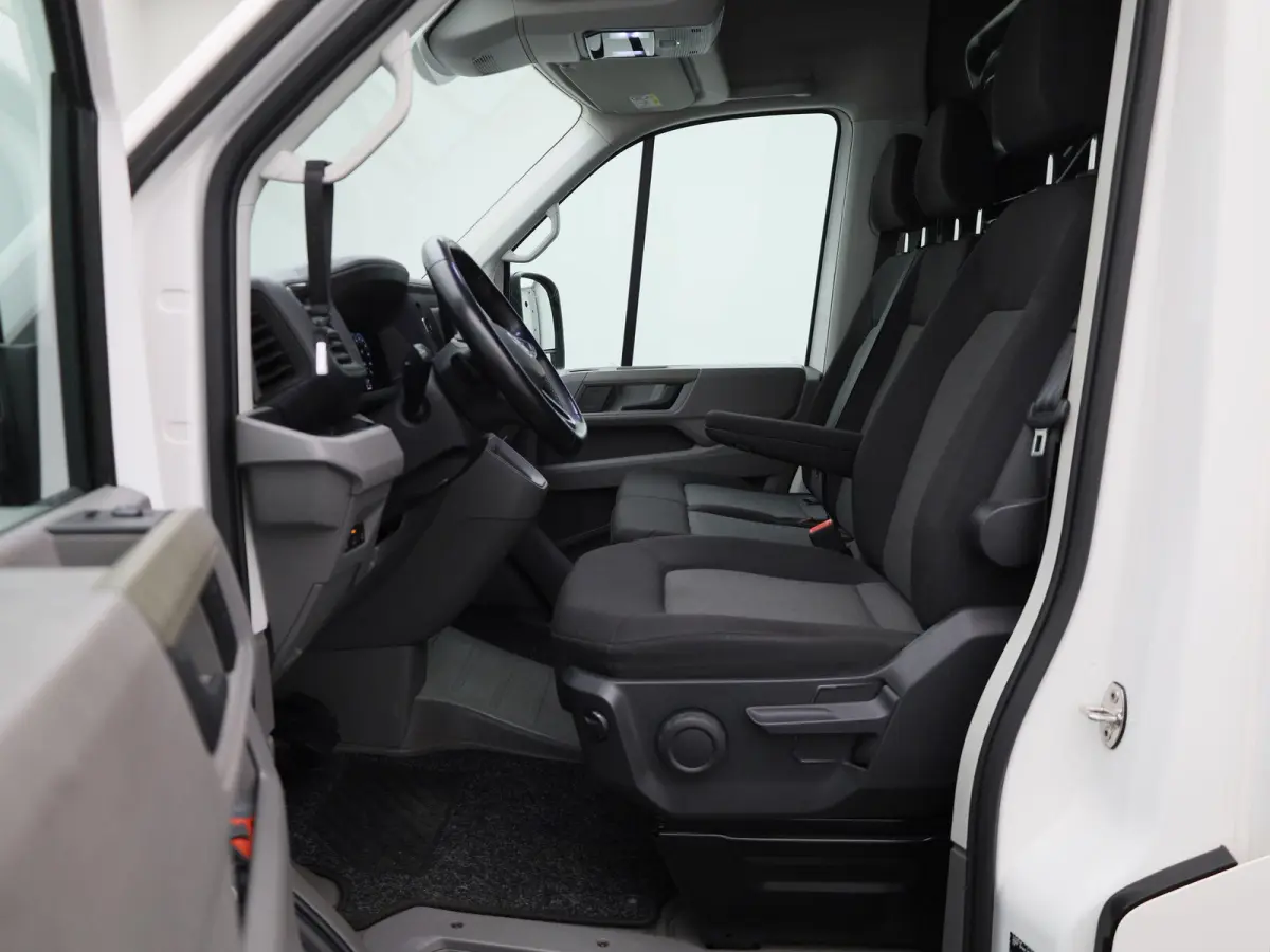 2.0 TDI L3H3 Highline 140PK | Automaat | Trekhaak | Navigatie | Cruise Control | Multifunctioneel Stuurwiel | Apple/Android Carplay | DAB+ | Parkeersensoren Voor + Achter | Achteruitrijcamer