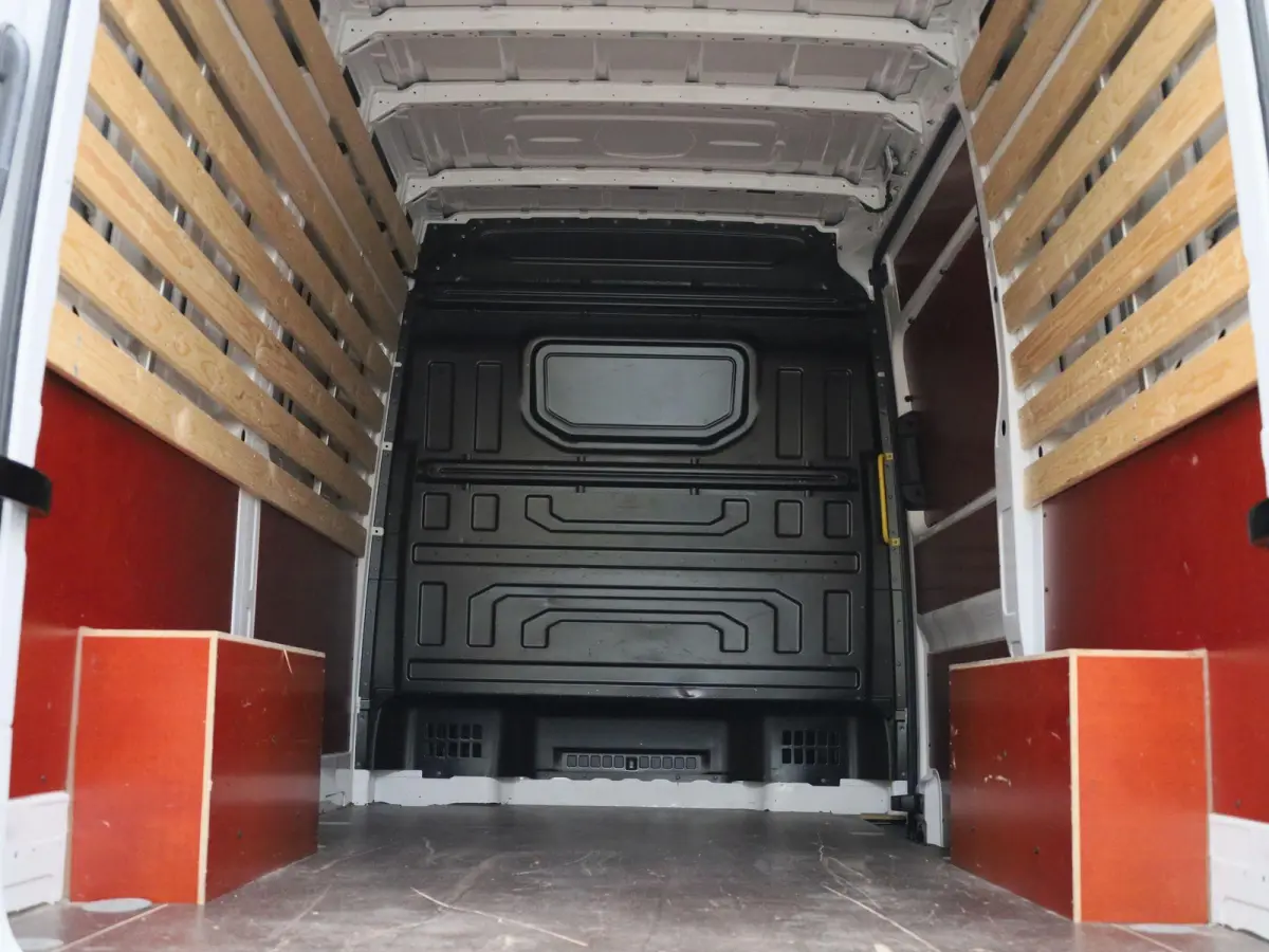 2.0 TDI L3H3 Highline 140PK | Automaat | Trekhaak | Navigatie | Cruise Control | Multifunctioneel Stuurwiel | Apple/Android Carplay | DAB+ | Parkeersensoren Voor + Achter | Achteruitrijcamer