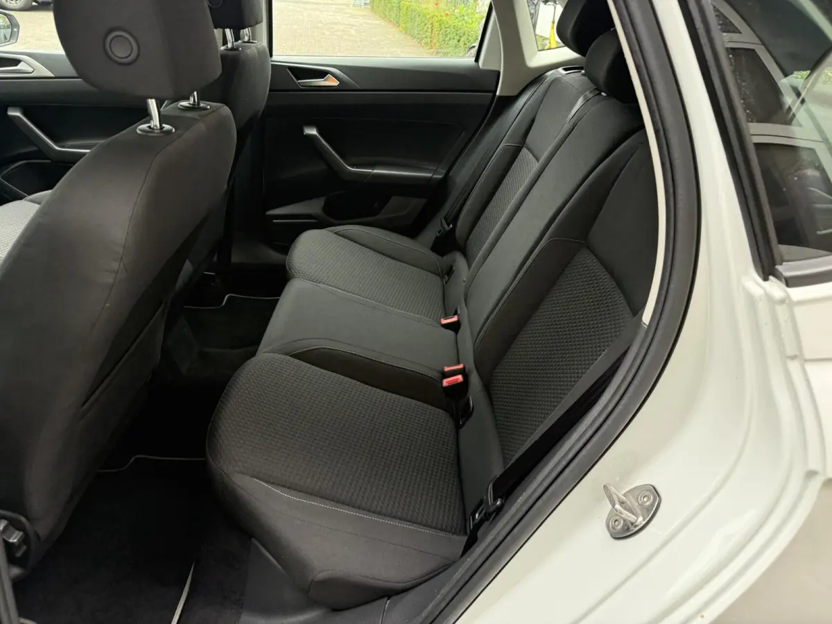 1.0 MPI CRUISE/CARPLAY/NAVI *ALL-IN PRIJS*