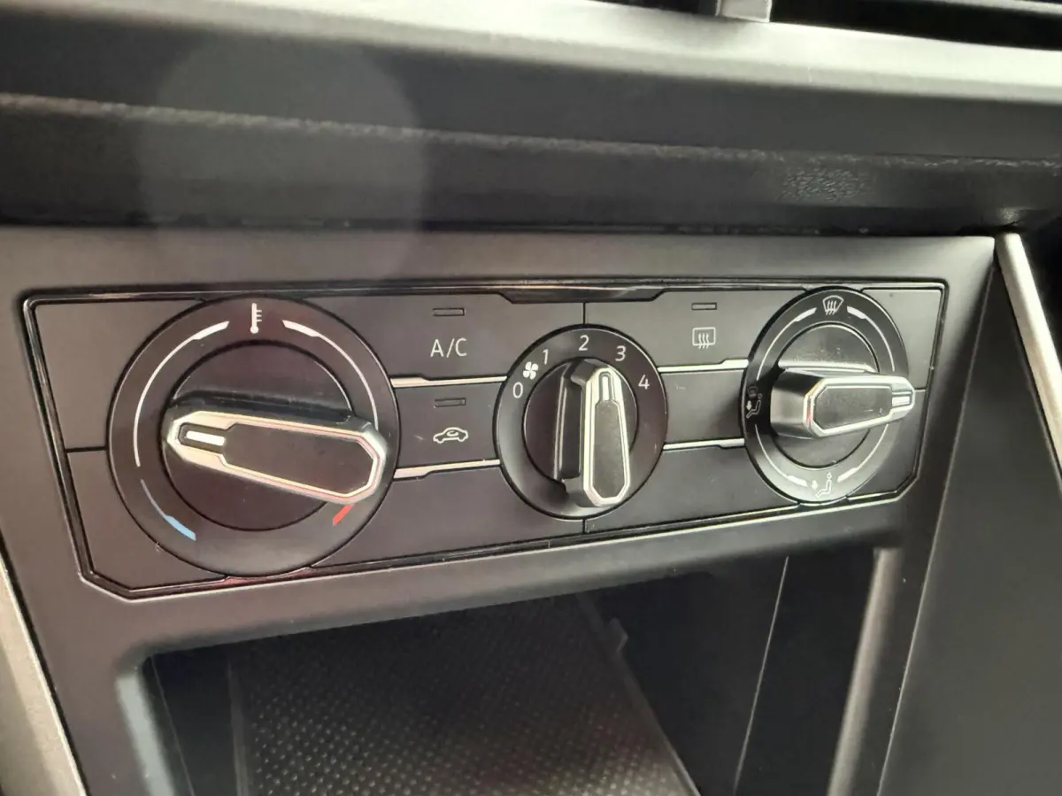 1.0 MPI CRUISE/CARPLAY/NAVI *ALL-IN PRIJS*