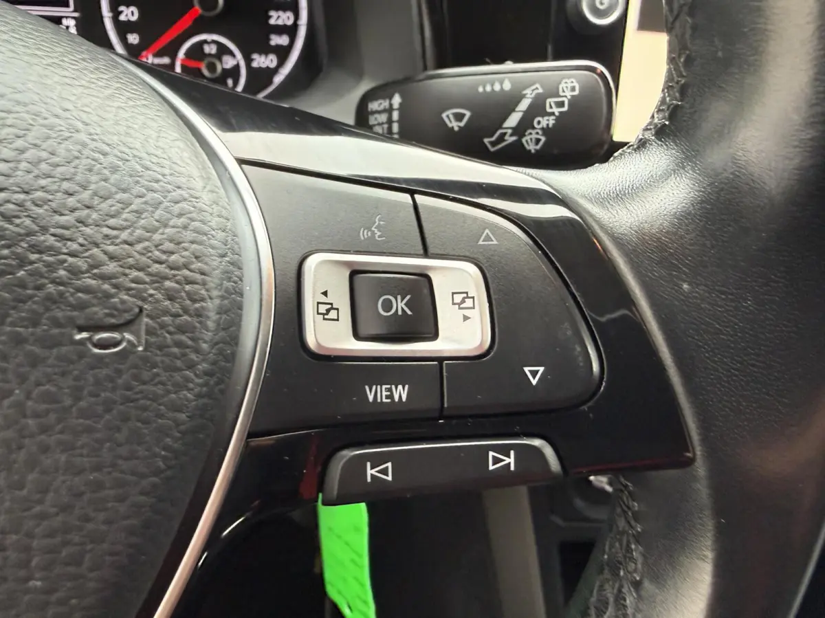 1.0 MPI CRUISE/CARPLAY/NAVI *ALL-IN PRIJS*