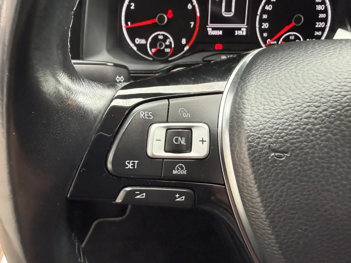 1.0 MPI CRUISE/CARPLAY/NAVI *ALL-IN PRIJS*