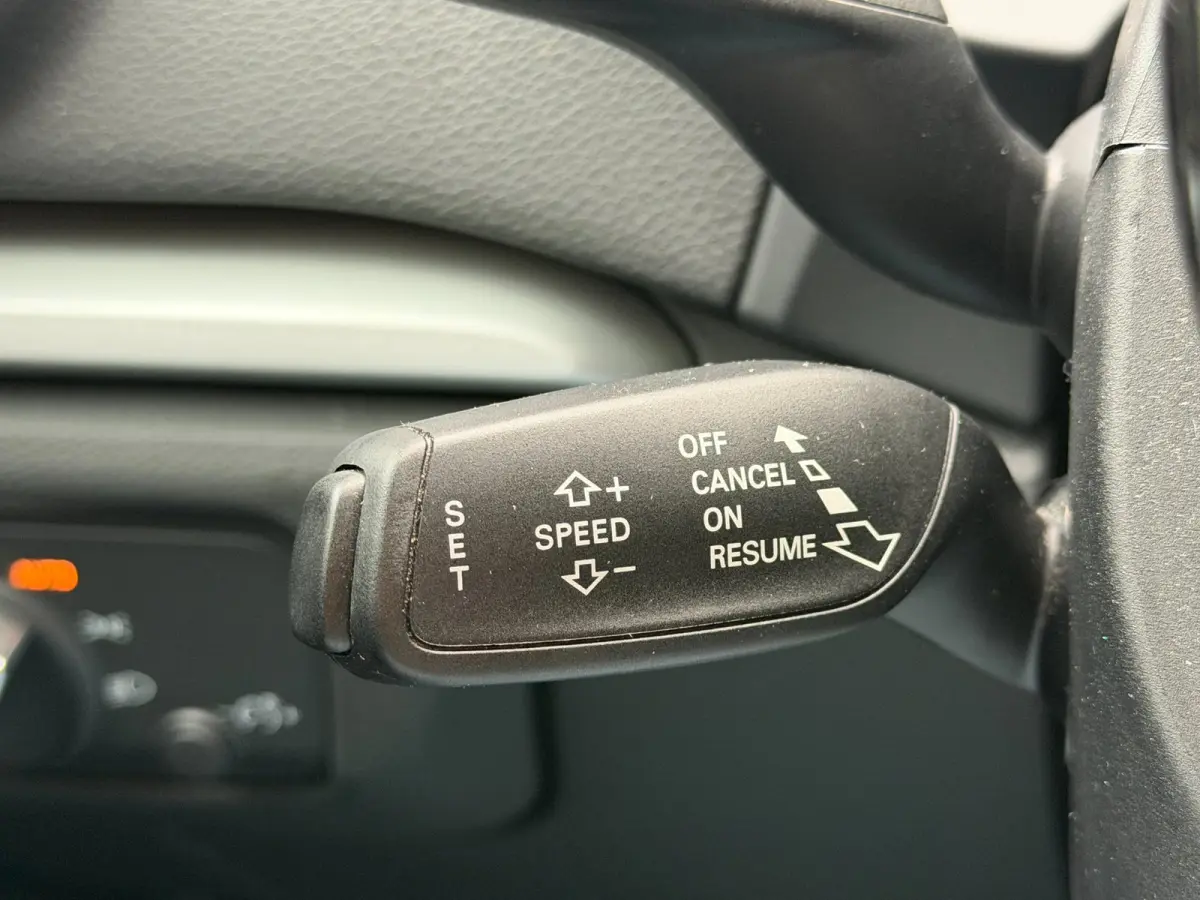 1.4 e-tron PHEV Pro Line Plus Navi LED Cruise