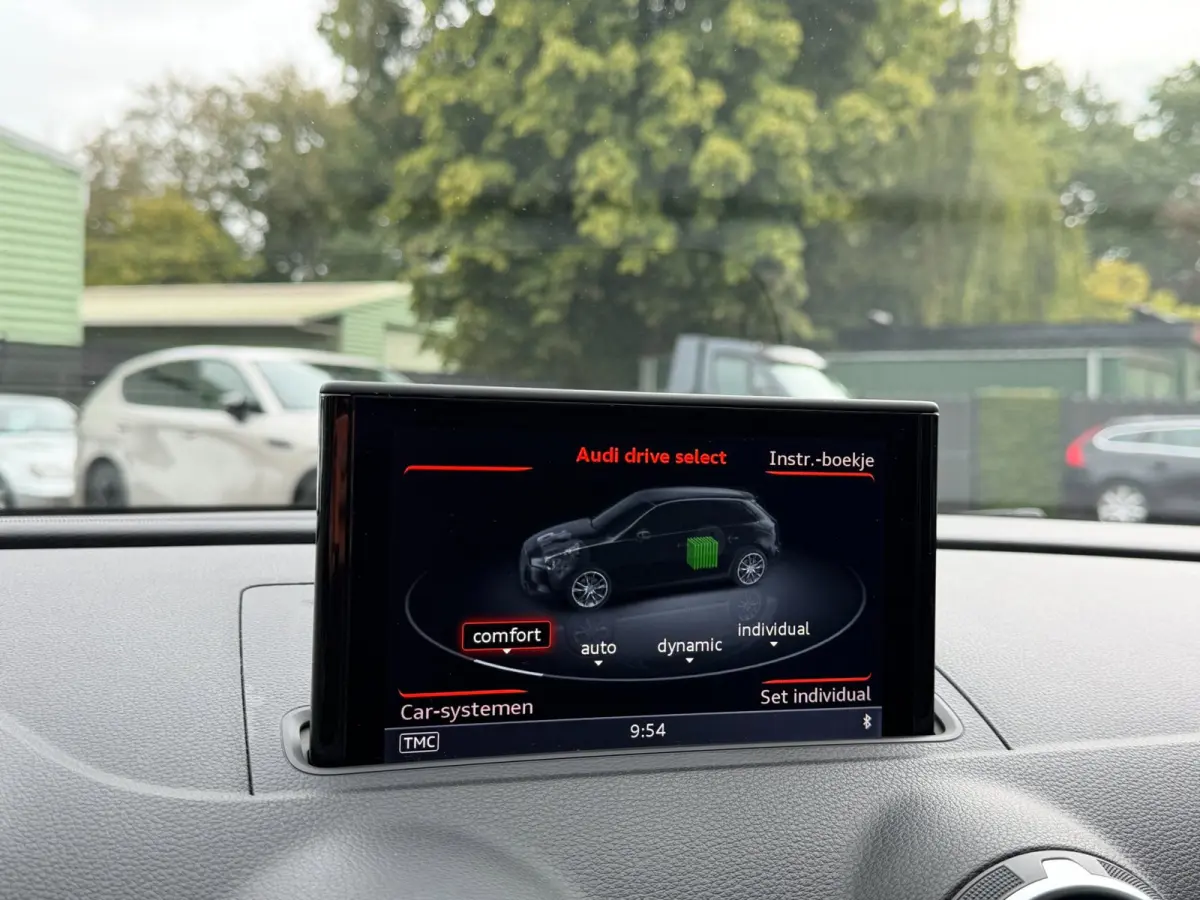 1.4 e-tron PHEV Pro Line Plus Navi LED Cruise