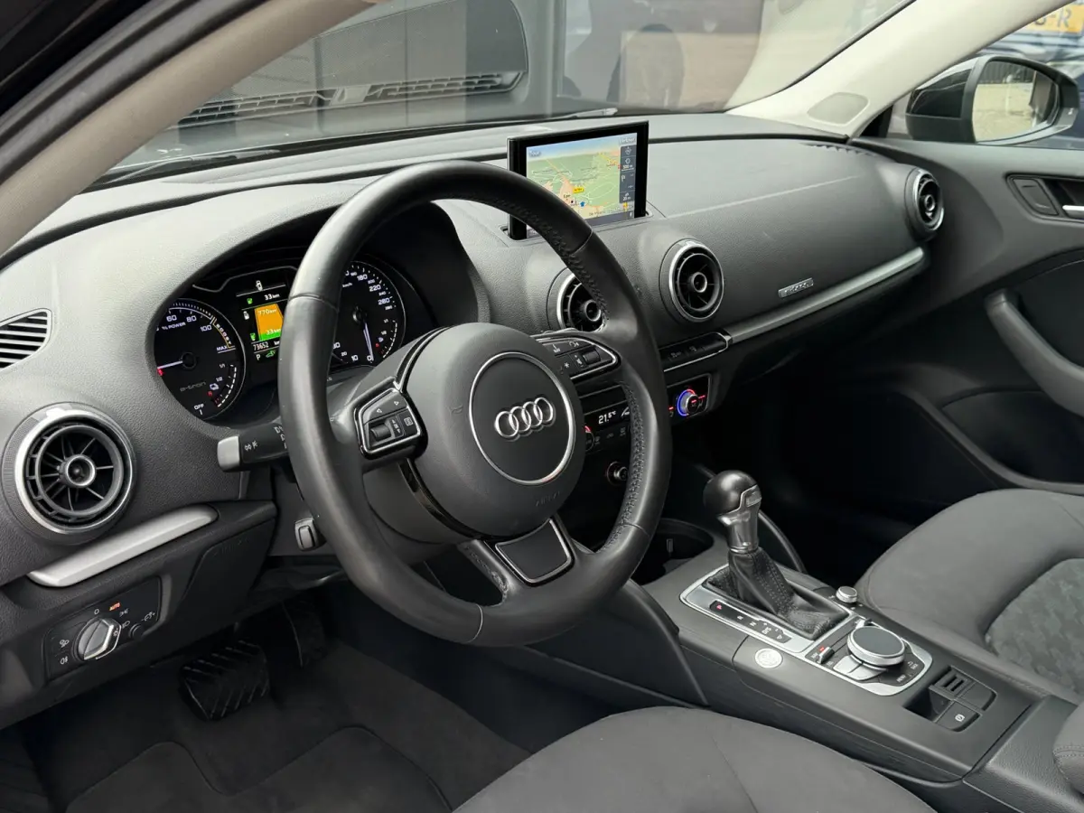 1.4 e-tron PHEV Pro Line Plus Navi LED Cruise