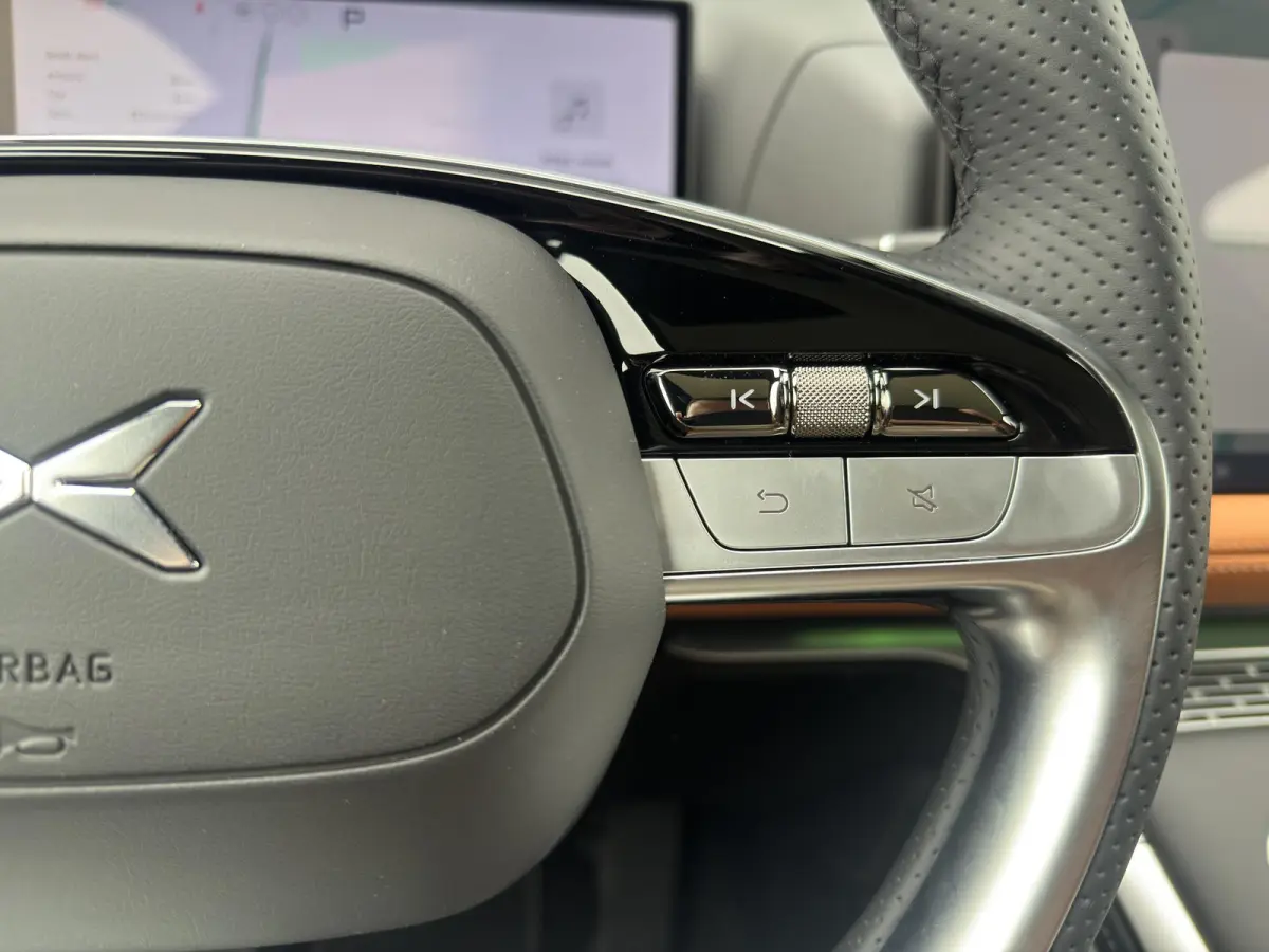 RWD Standard Range 78 kWh 460KM| Trekhaak| Xpilot| SoH 98.9%