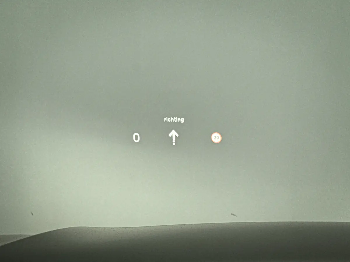 B5 R-Design | Panoramadak | Parkeercamera | Harman Kardon | Head-up display | Stoel- en Stuurverwarming | Trekhaak