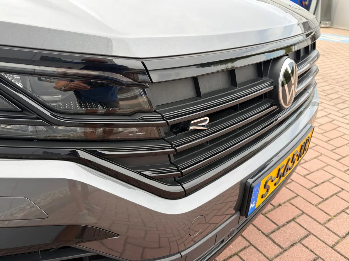 R 3.0 TSi eHybrid 462pk | Luchtvering | Pano | Trekhaak