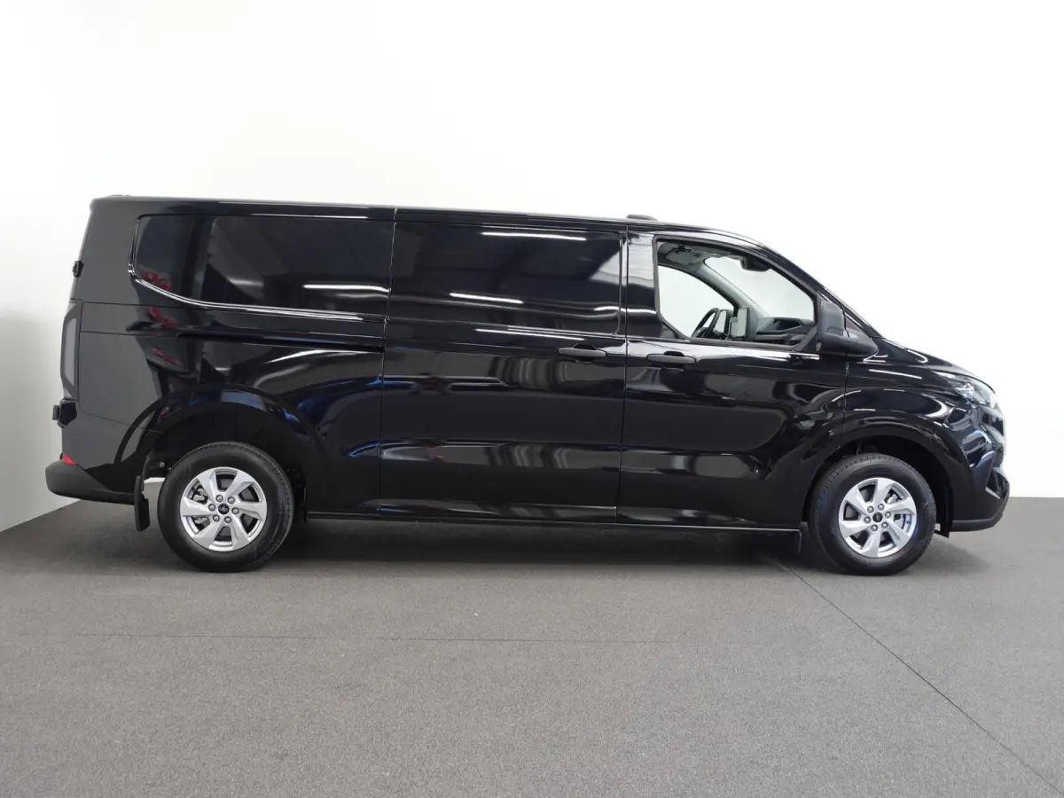 300 2.0 TDCI L2H1 Trend Nieuw Model Automaat Trekhaak Camera Navigatie Airco Apple CarPlay Adaptive Cruise Control Lane Assist