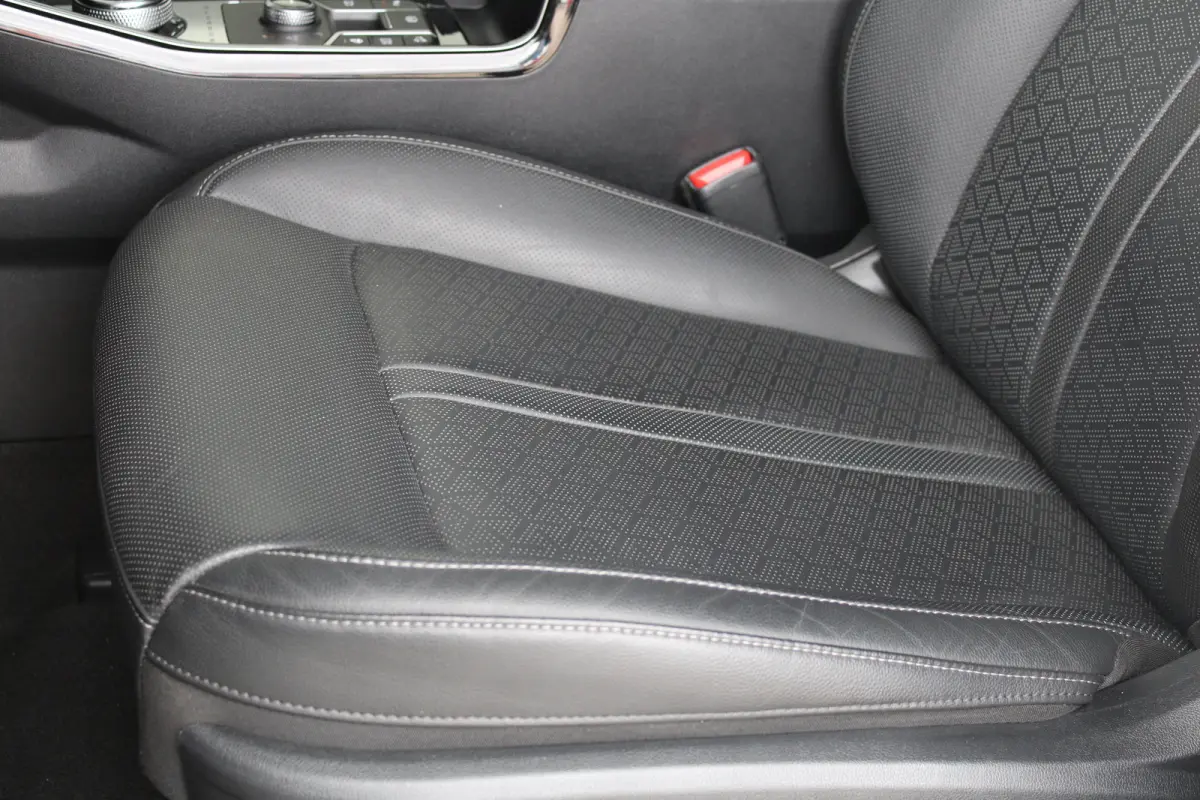 1.6 T-GDI Hybrid 2WD ExecutiveLine 7p. | 7-persoons | Ledere bekleding | Elektrische achterklep | 360 camera | Bose Audio |