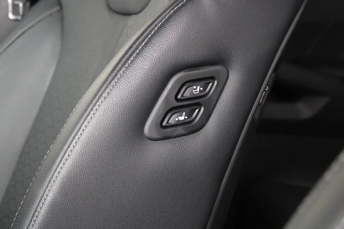 1.6 T-GDI Hybrid 2WD ExecutiveLine 7p. | 7-persoons | Ledere bekleding | Elektrische achterklep | 360 camera | Bose Audio |