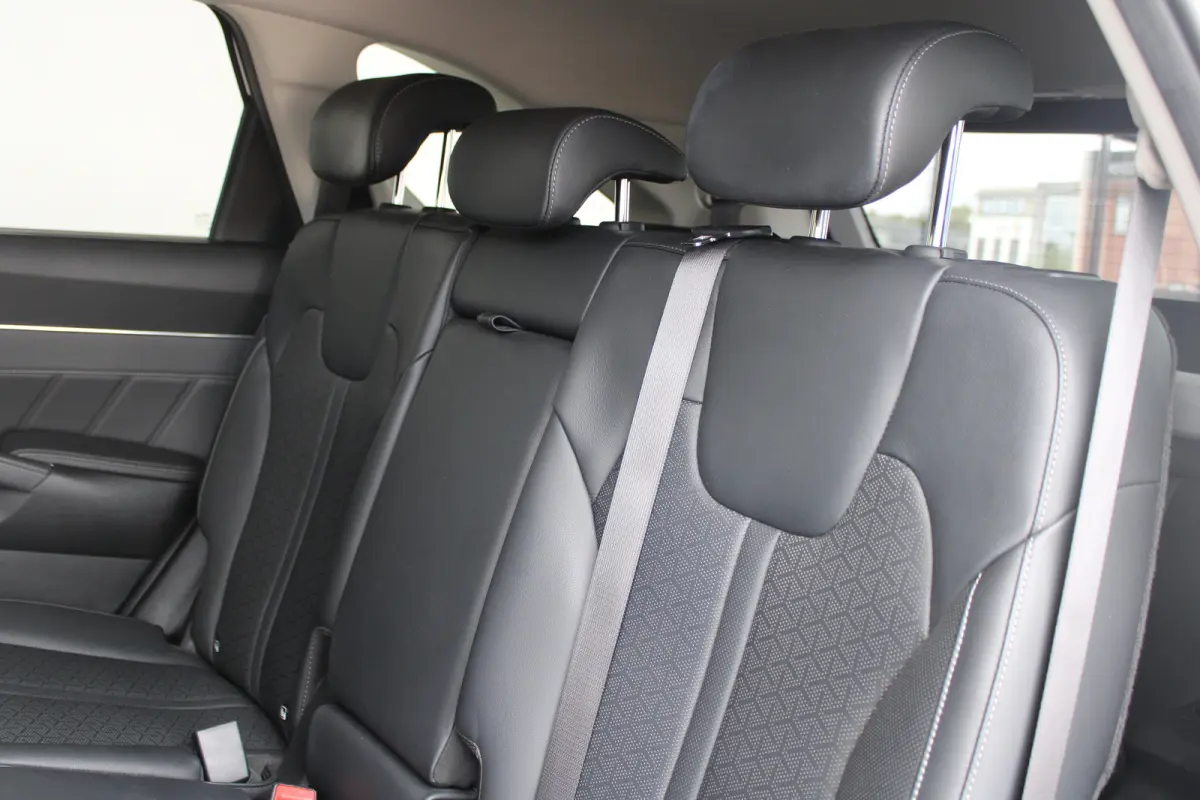 1.6 T-GDI Hybrid 2WD ExecutiveLine 7p. | 7-persoons | Ledere bekleding | Elektrische achterklep | 360 camera | Bose Audio |