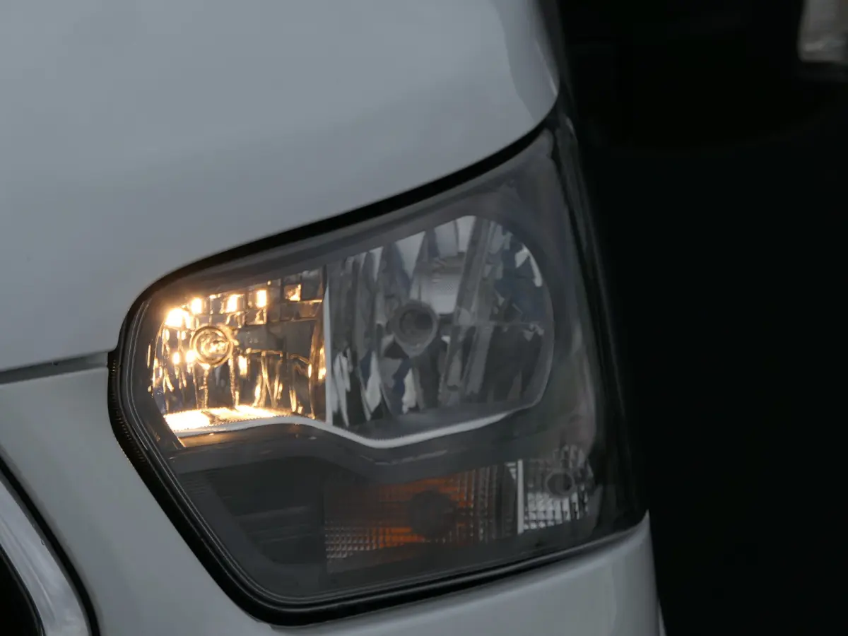350 L2H3 Trend 68 kWh | Laadruimte Pakket | Navigatie | Stoelverwarming | Bijrijdersbank | CarPlay/Android Auto