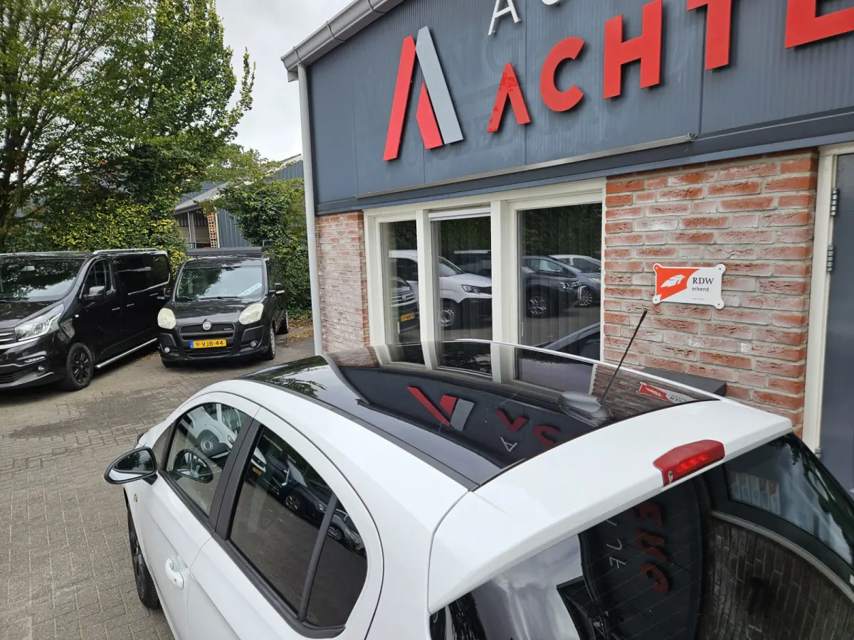 1.4 Black Edition Airco! Cruise Control! Navigatie! Leuke/Nette Auto! NAP!