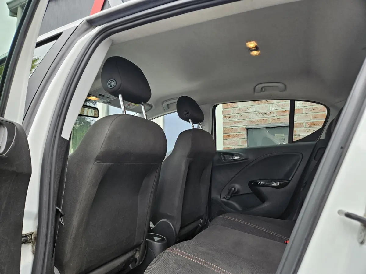 1.4 Black Edition Airco! Cruise Control! Navigatie! Leuke/Nette Auto! NAP!