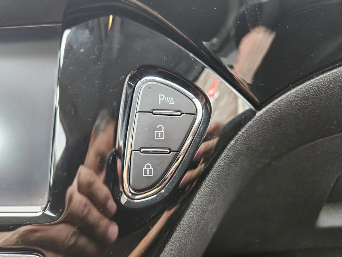 1.4 Black Edition Airco! Cruise Control! Navigatie! Leuke/Nette Auto! NAP!