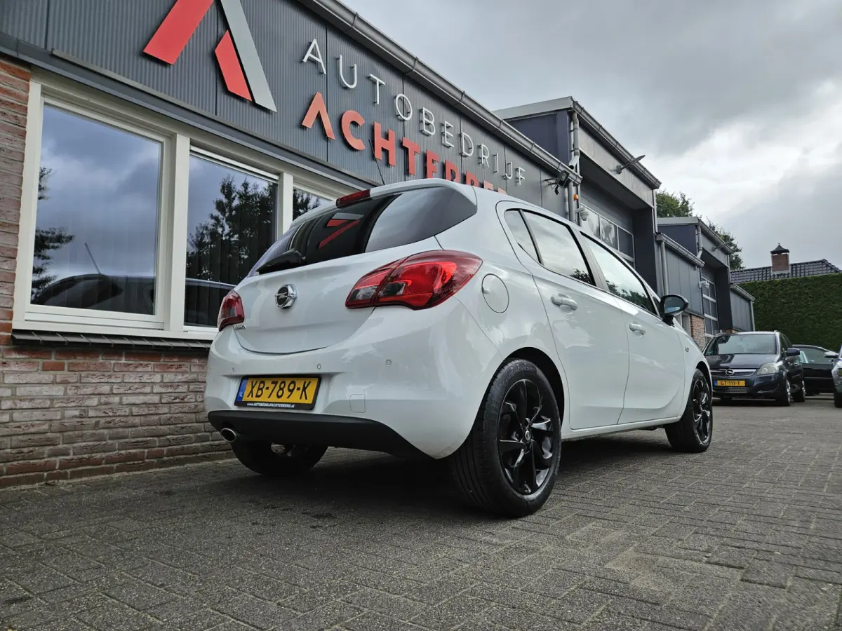 1.4 Black Edition Airco! Cruise Control! Navigatie! Leuke/Nette Auto! NAP!