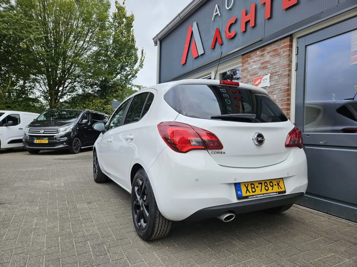 1.4 Black Edition Airco! Cruise Control! Navigatie! Leuke/Nette Auto! NAP!