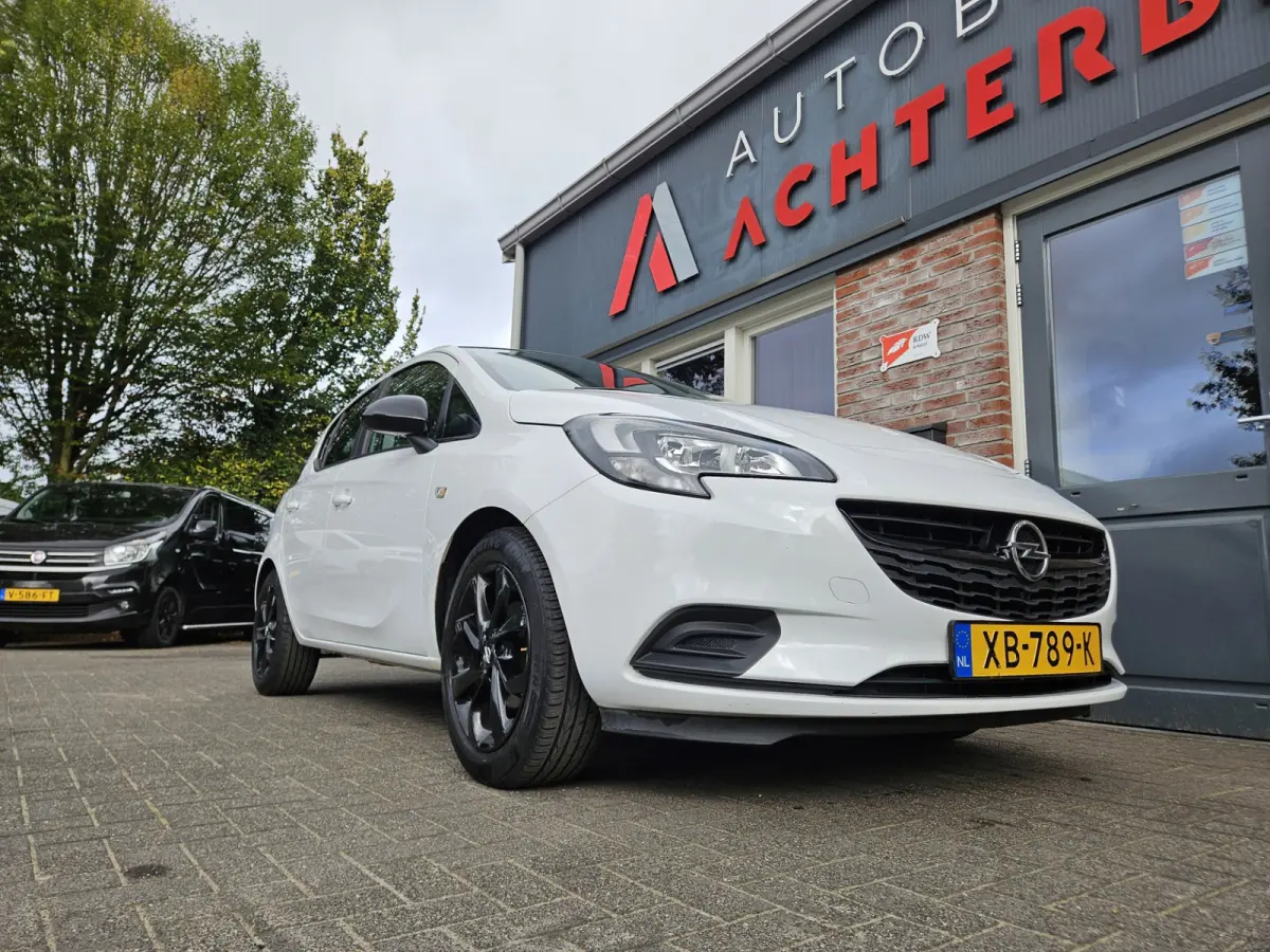 1.4 Black Edition Airco! Cruise Control! Navigatie! Leuke/Nette Auto! NAP!
