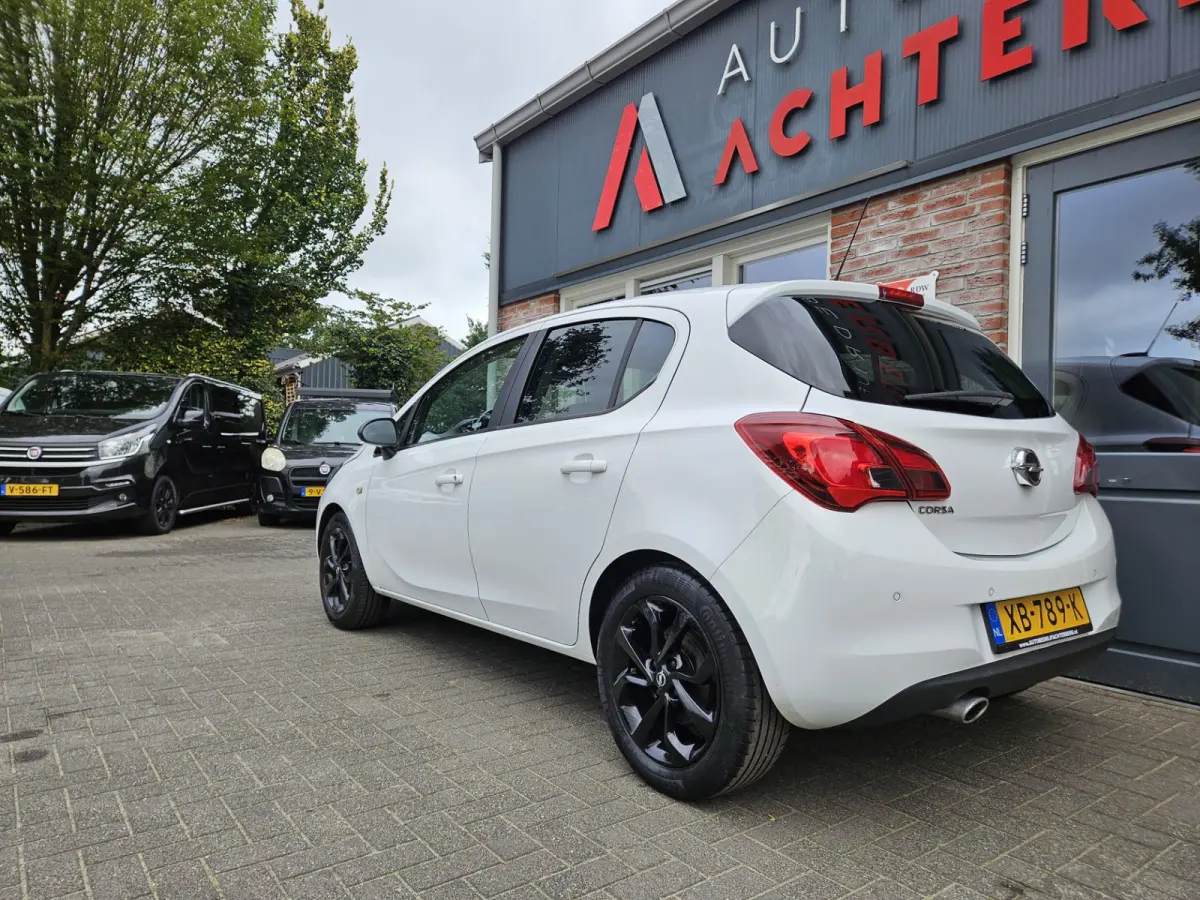 1.4 Black Edition Airco! Cruise Control! Navigatie! Leuke/Nette Auto! NAP!