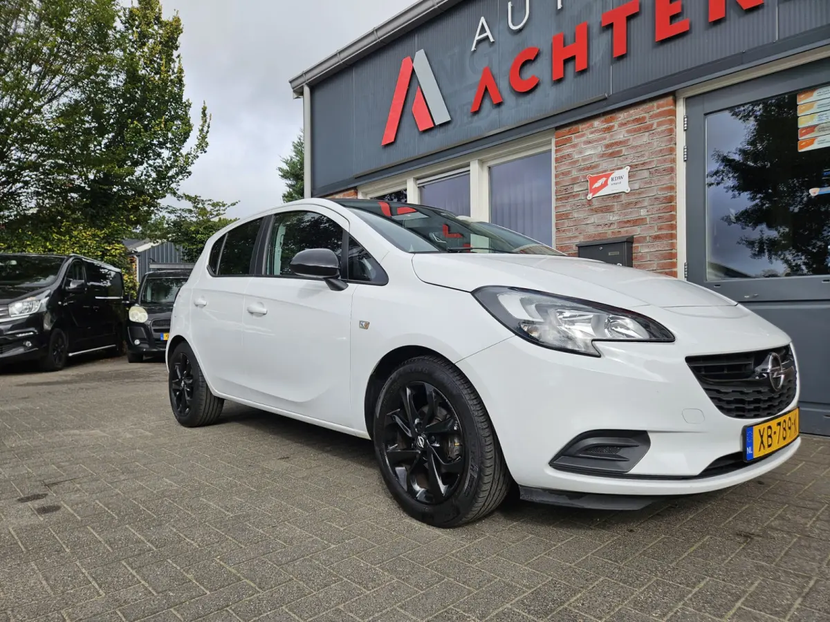 1.4 Black Edition Airco! Cruise Control! Navigatie! Leuke/Nette Auto! NAP!