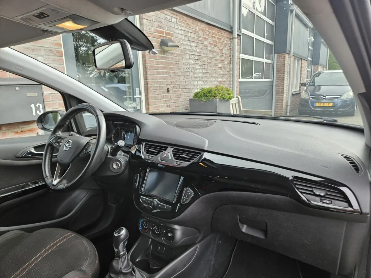 1.4 Black Edition Airco! Cruise Control! Navigatie! Leuke/Nette Auto! NAP!