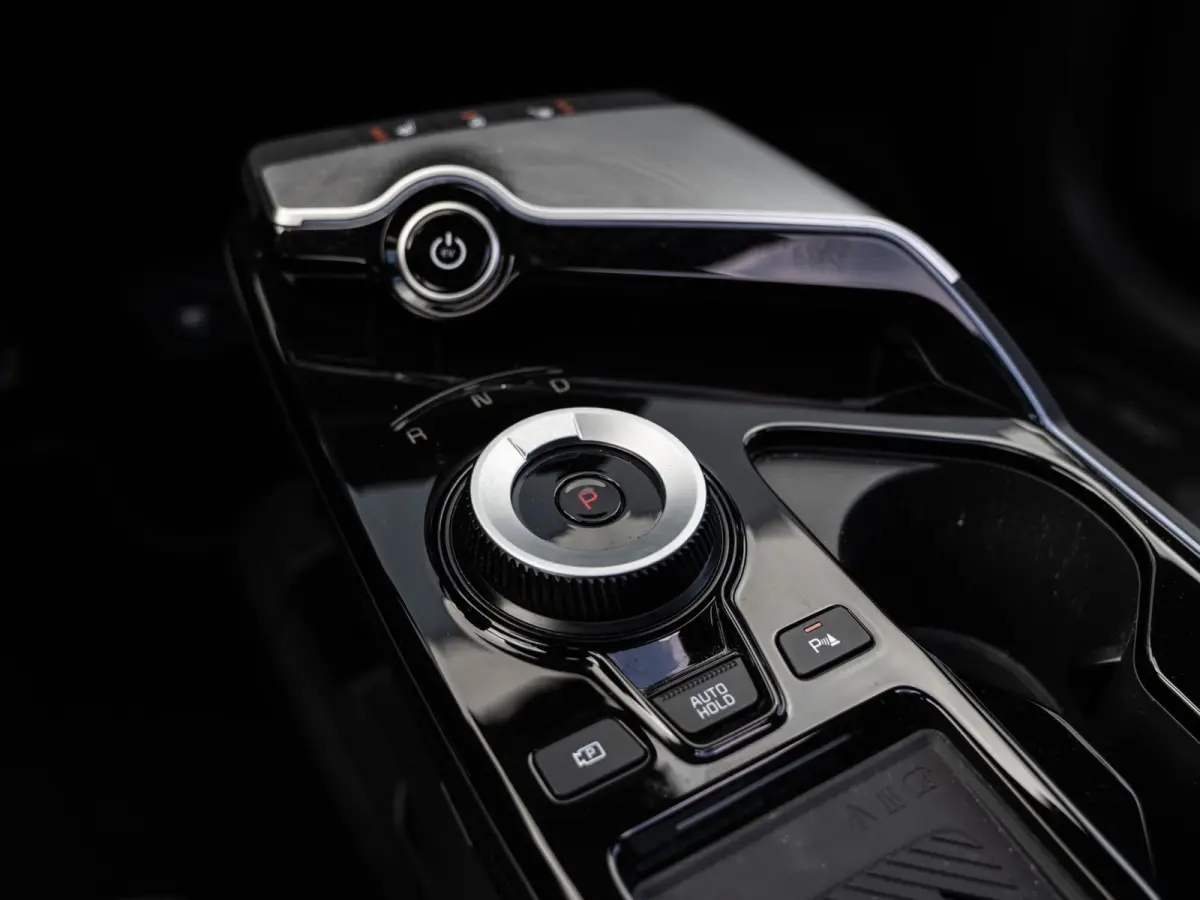 GT AWD 77.4 kWh 585PK | SOH 99.5% | WLTP 424KM | Pano | Matrix | Surround View