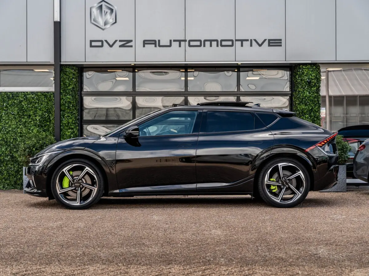 GT AWD 77.4 kWh 585PK | SOH 99.5% | WLTP 424KM | Pano | Matrix | Surround View