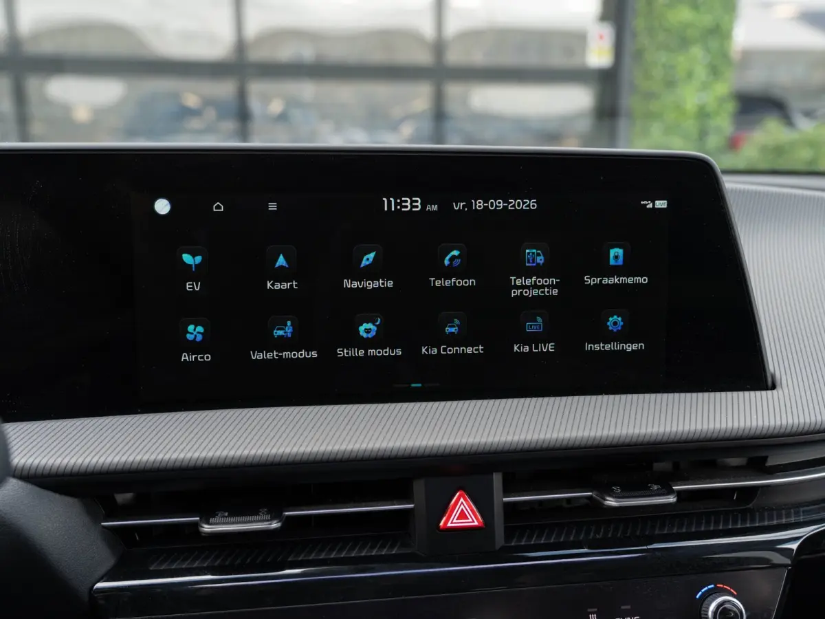 GT AWD 77.4 kWh 585PK | SOH 99.5% | WLTP 424KM | Pano | Matrix | Surround View