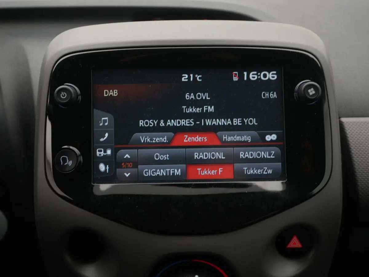 1.0 e-VTi Active | Apple Car Play / Android Play | Airco | DAB+ digitale radio-ontvangst | Pack Premium Active | Pack Techno | Start/stop systeem | 12 Maanden BOVAG Garantie |