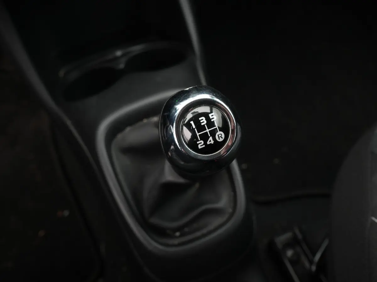 1.0 e-VTi Active | Apple Car Play / Android Play | Airco | DAB+ digitale radio-ontvangst | Pack Premium Active | Pack Techno | Start/stop systeem | 12 Maanden BOVAG Garantie |