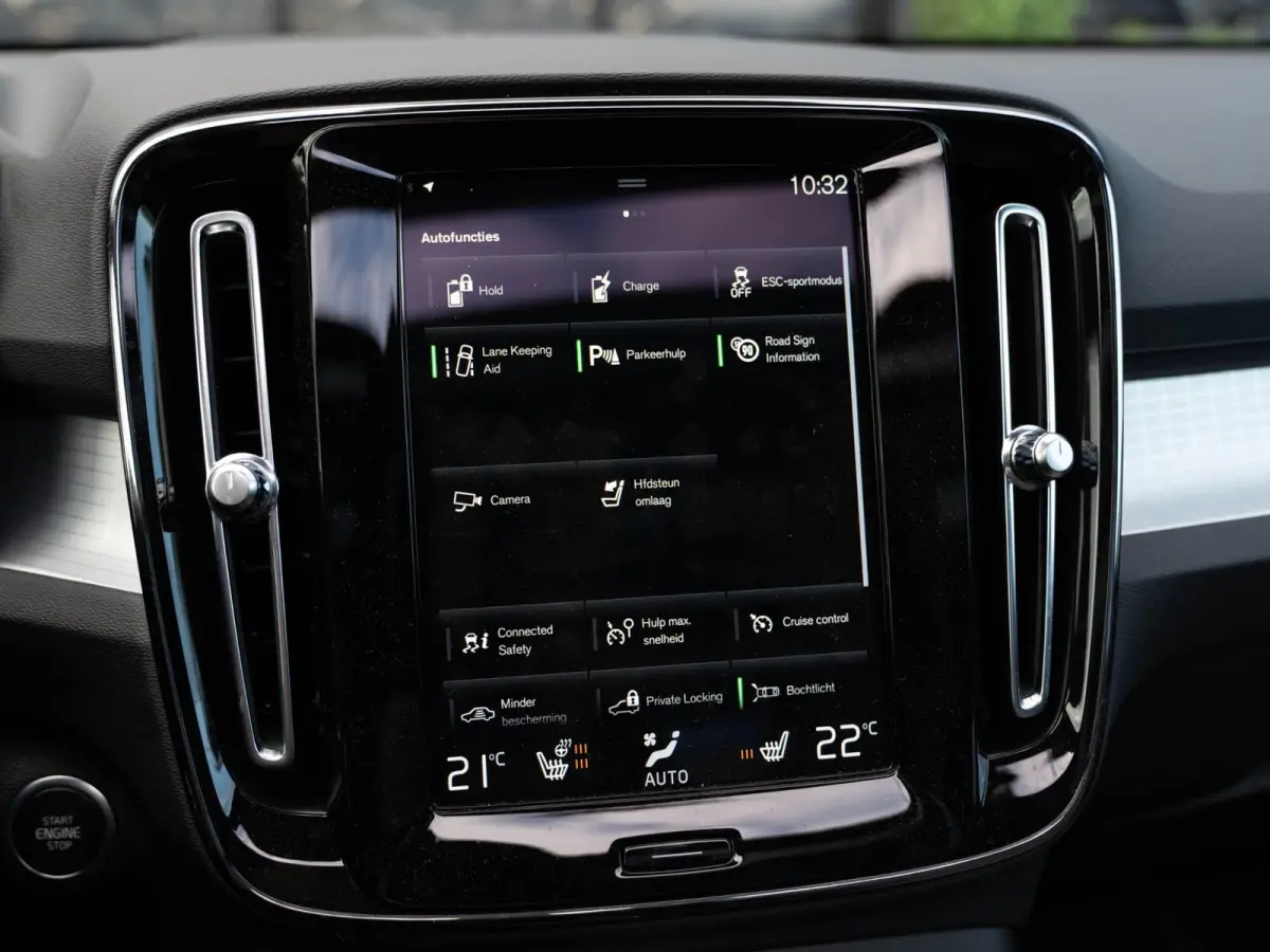 1.5 T5 Plug-in hybrid Plus Dark | Pano | H/K Sound | Camera | BTW