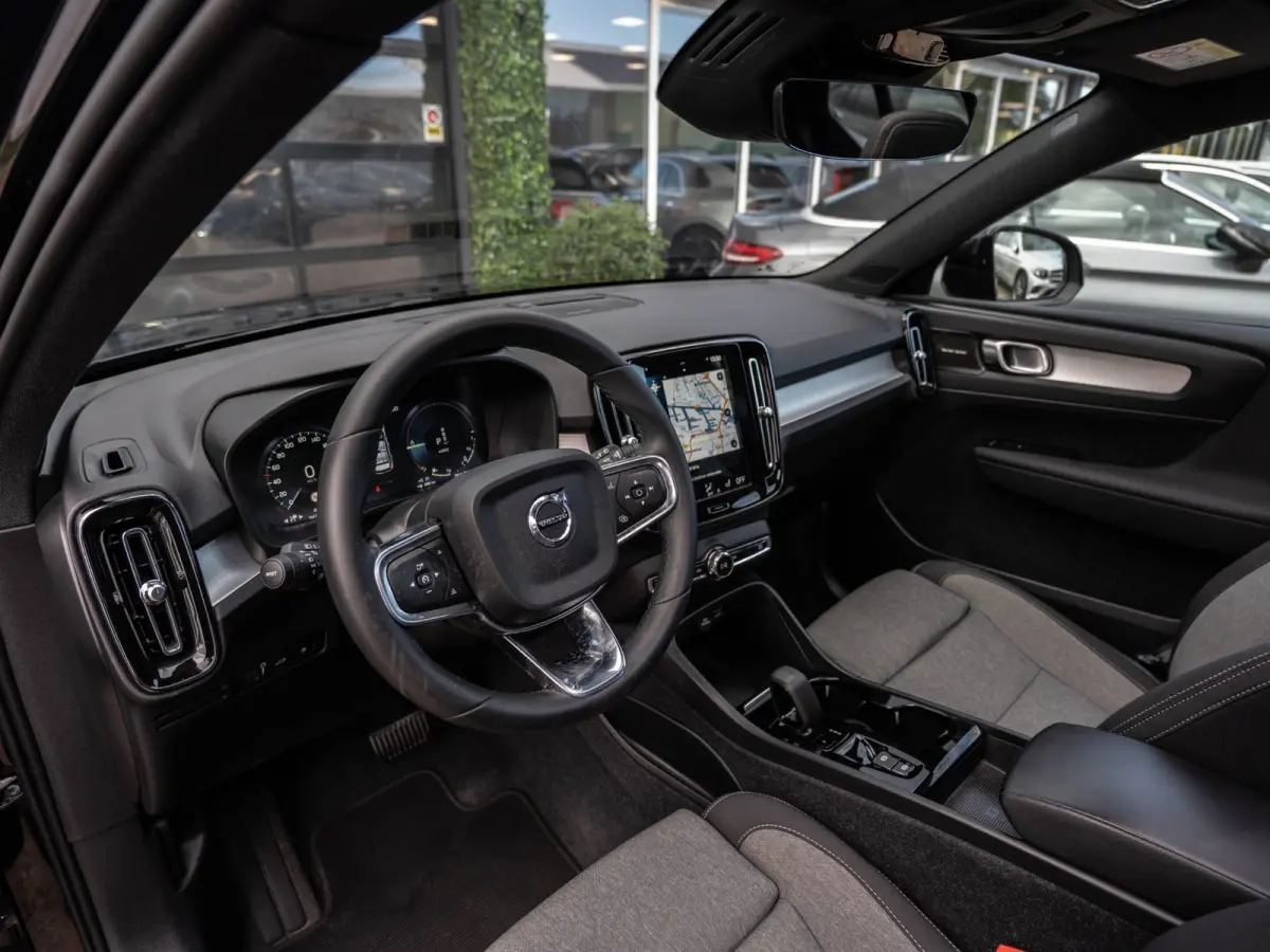 1.5 T5 Plug-in hybrid Plus Dark | Pano | H/K Sound | Camera | BTW