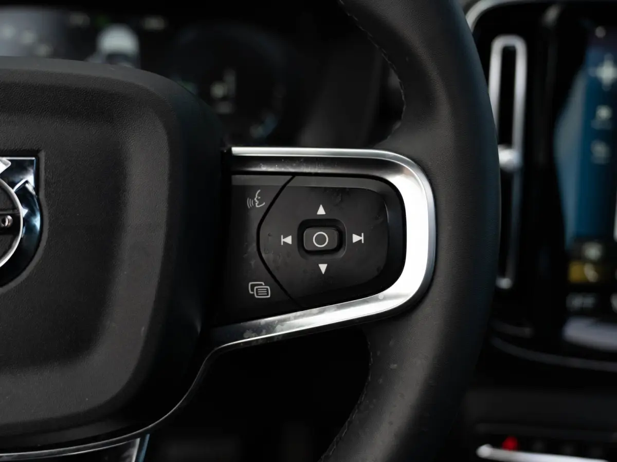1.5 T5 Plug-in hybrid Plus Dark | Pano | H/K Sound | Camera | BTW