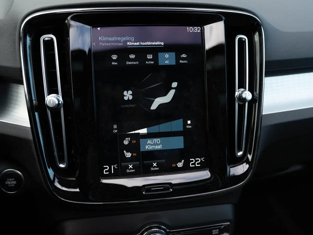1.5 T5 Plug-in hybrid Plus Dark | Pano | H/K Sound | Camera | BTW