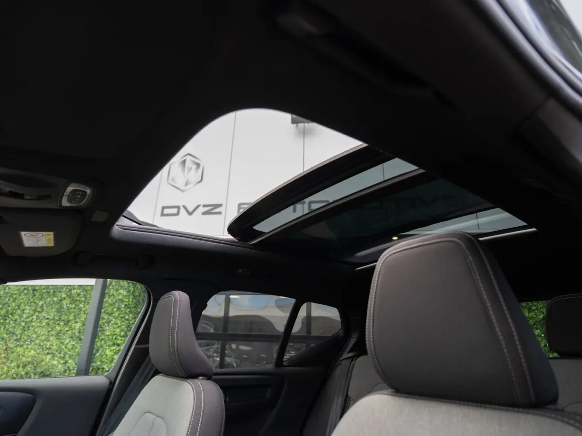 1.5 T5 Plug-in hybrid Plus Dark | Pano | H/K Sound | Camera | BTW