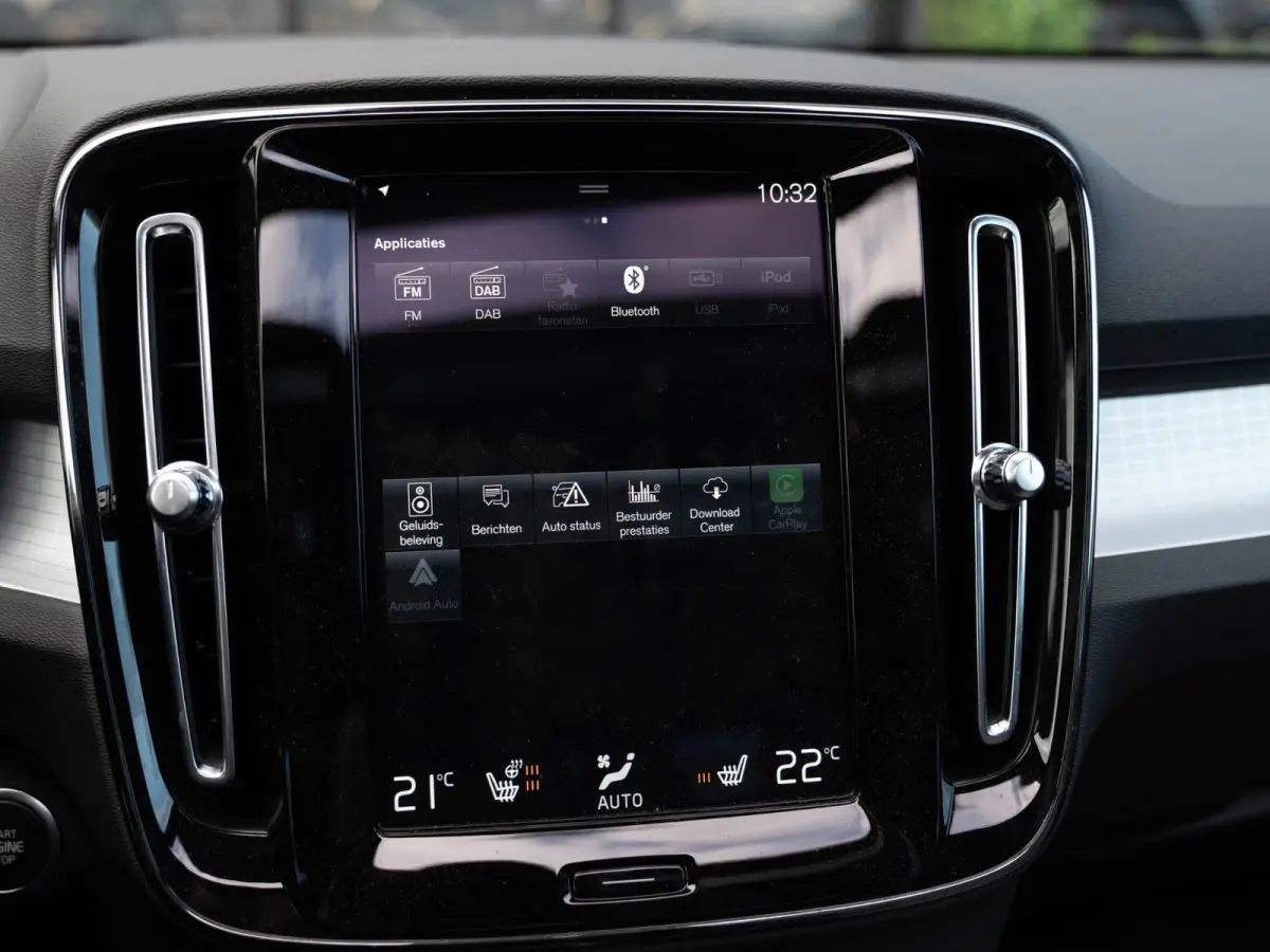 1.5 T5 Plug-in hybrid Plus Dark | Pano | H/K Sound | Camera | BTW
