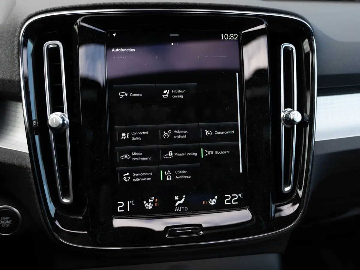 1.5 T5 Plug-in hybrid Plus Dark | Pano | H/K Sound | Camera | BTW
