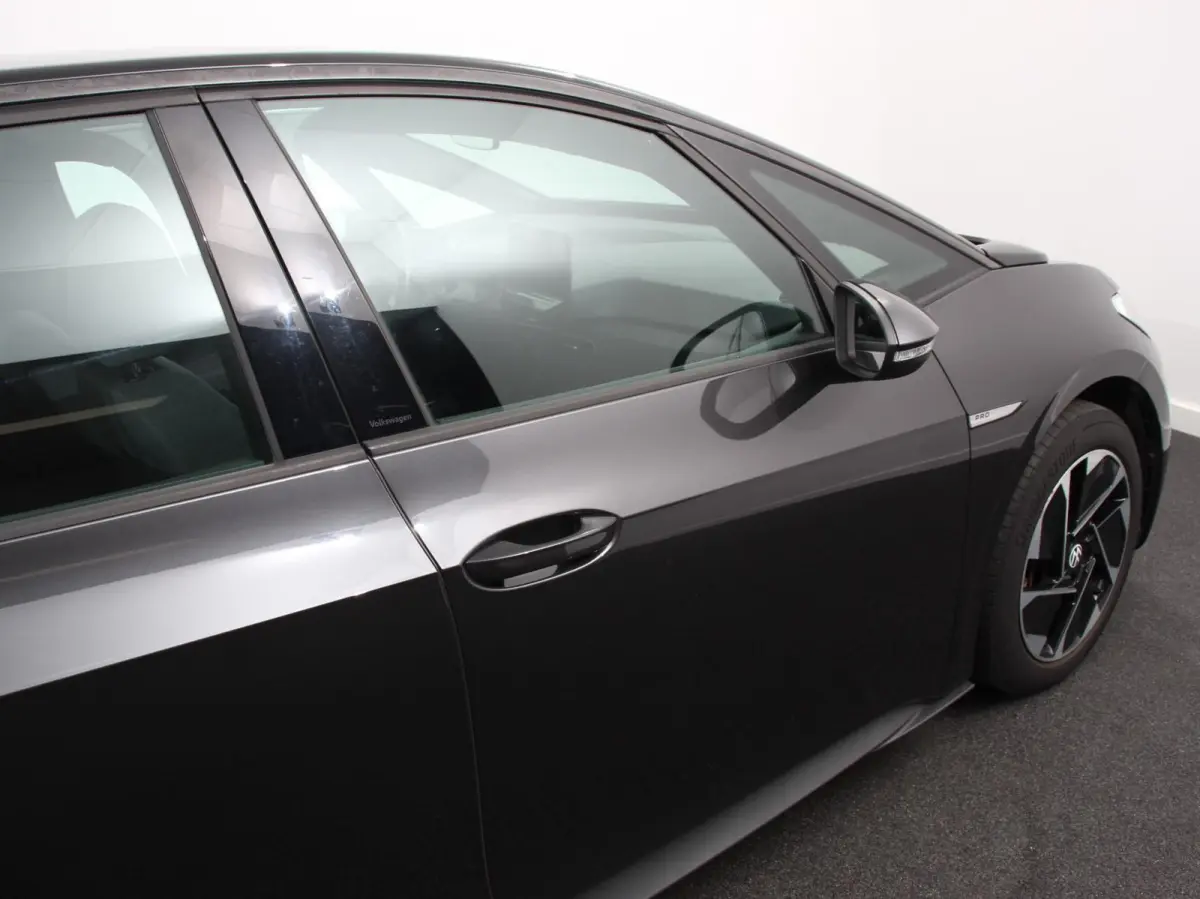 Pro 58 kWh Camera Apple Carplay Stoelverwarming Navigatie Android Auto Climate Control Navigatie Cruise control Parkeersensoren voor achter LED